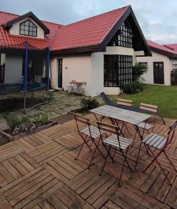 Icelandic Art Garden Villa W. Parking In Centre City Reykjavik Bagian luar foto